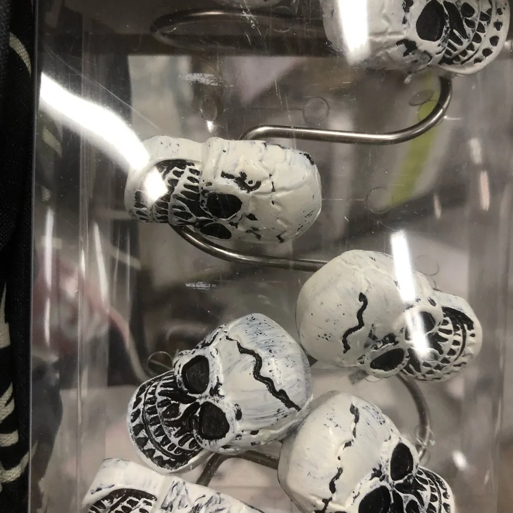 👻  Skull & Pumpkin Fabric Shower Curtain Set w/ skull shower hooks